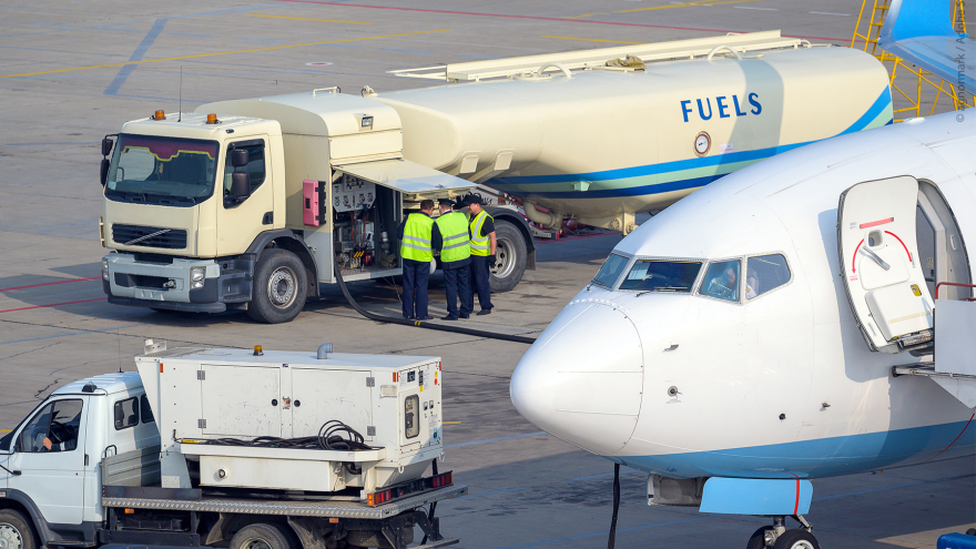 Lotnictwo i żegluga ważnymi elementami walki z emisją; Fot.PE