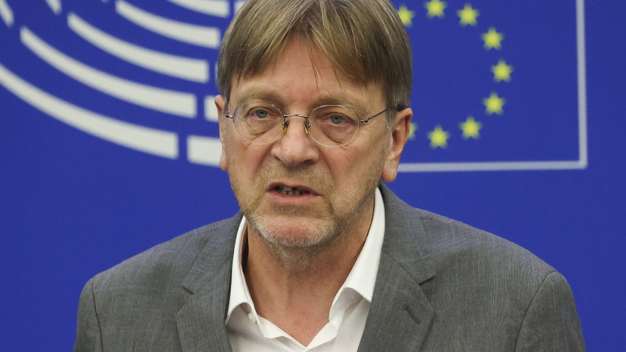 Europoseł Guy Verhofstadt, fot. PAP/EPA